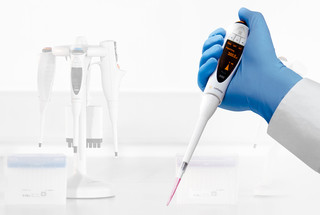 賽多利斯百得Picus十二道電動(dòng)移液器,10-300μl，含通用適配器圖1